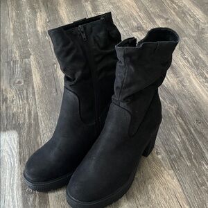 Muk Luks Black Suede-Look Mid-Calf Block Heel Boots